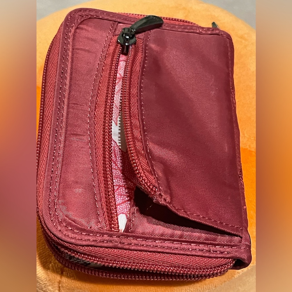 Lug Rodeo Wallet - Picture 4 of 10